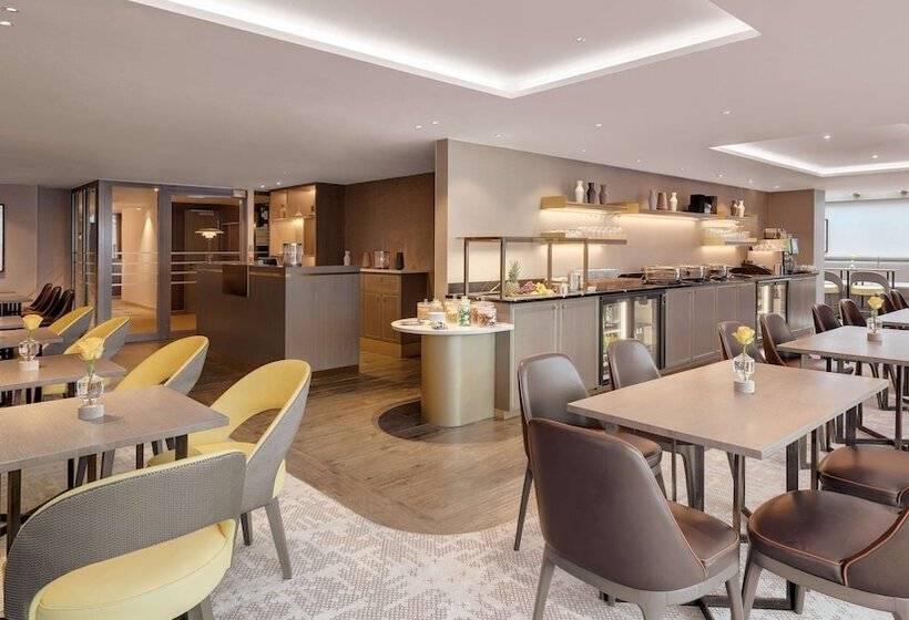 اتاق اجرایی, Hilton Munich City