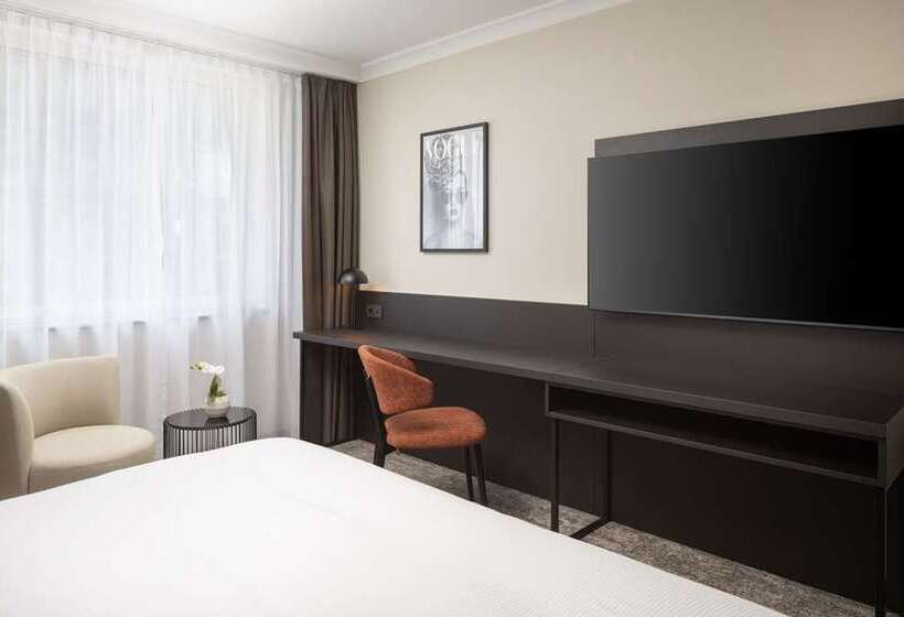 اتاق اجرایی با تخت بزرگ, Hilton Munich City
