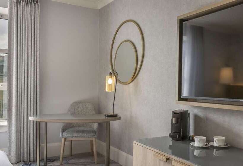 اتاق اجرایی, Hilton Munich City