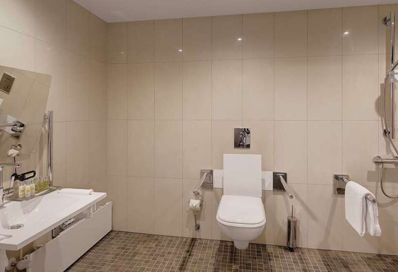 اتاق استاندارد برای معلولان, Hilton Munich City