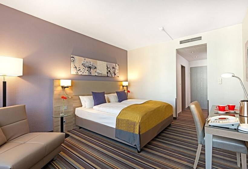 Номер Superior, Leonardo Hotel Munich City North