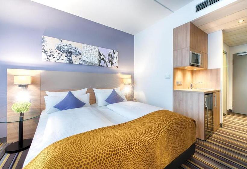 Номер Комфорт, Leonardo Hotel Munich City North