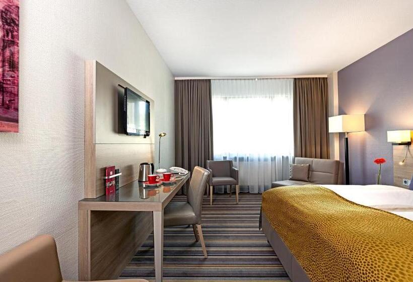 Номер Superior, Leonardo Hotel Munich City North