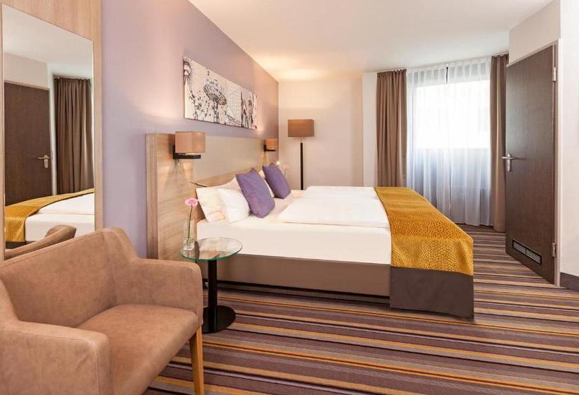 Номер Superior, Leonardo Hotel Munich City North