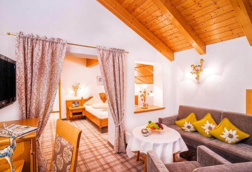 Номер Стандарт с Балконом, Parkhotel Burgmühle