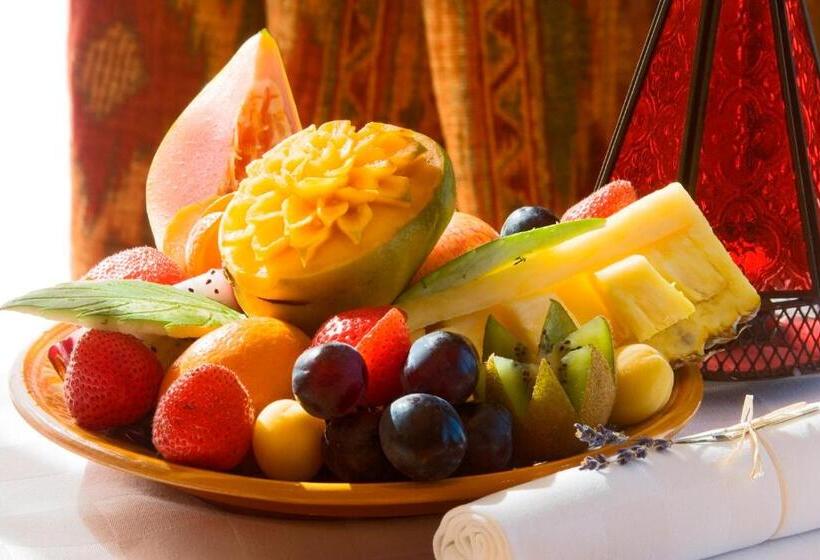اتاق سوپریور, Treffen House Doha   Souq Waqif And Next To Msheireb Metro Station