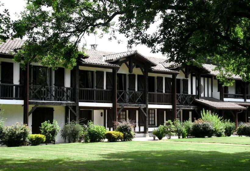 Номер Superior, Auberge Des Pins   Teritoria