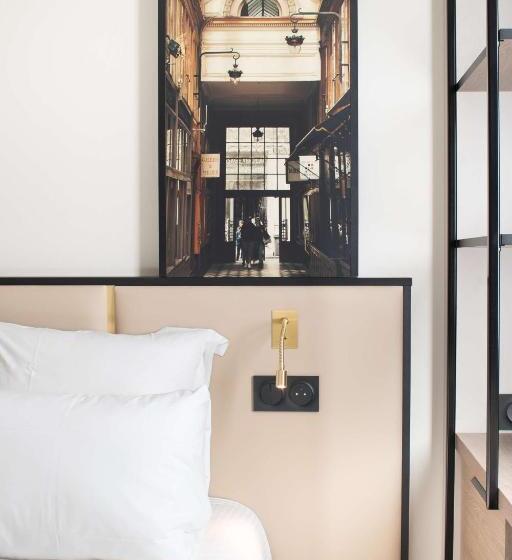 اتاق استاندارد, Brit Hotel Blois   Le Préma
