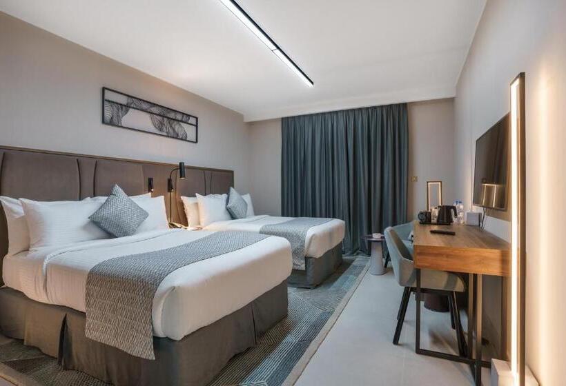Habitación Superior Vista Ciudad, Holiday International