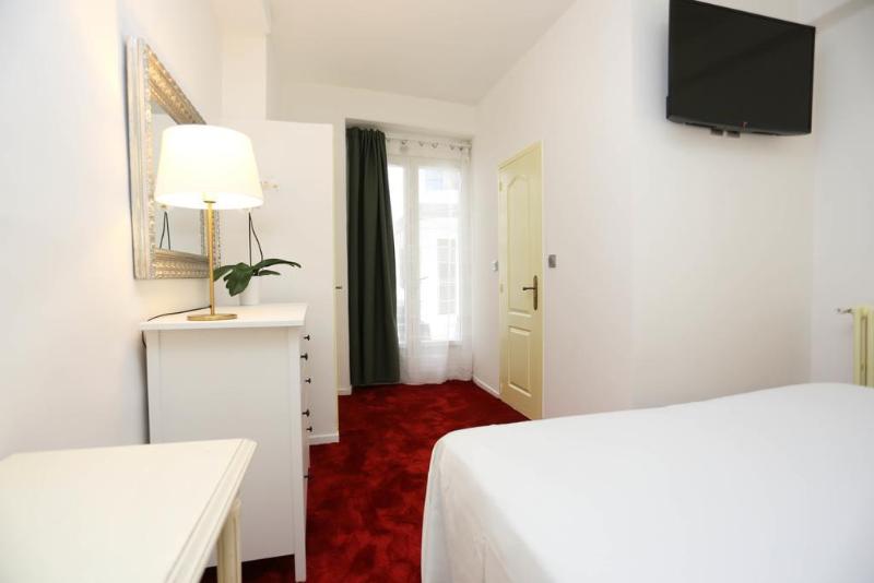 Номер Economy, Churchill Bordeaux Centre