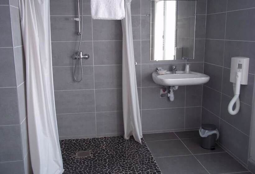 Номер Стандарт, Hôtel Belazur