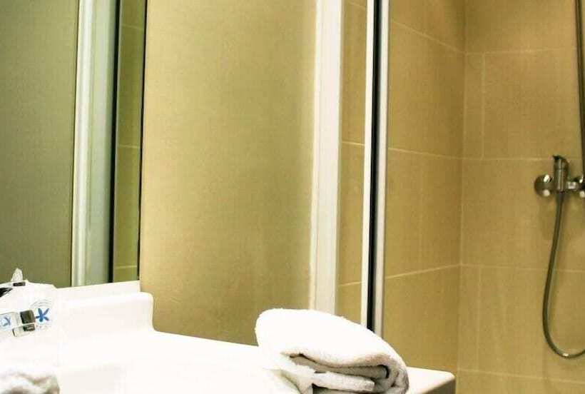 اتاق استاندارد, The Originals Boutique, Hôtel Cassitel, Cassis