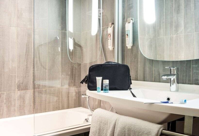Номер Стандарт, Ibis Nemours