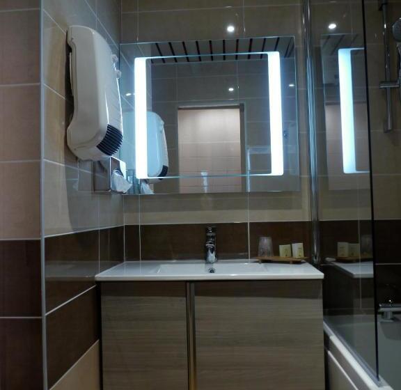 Номер Стандарт, Hôtel Le Barry, Toulouse Nord
