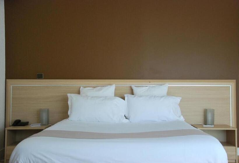Номер Superior, Hôtel Le Barry, Toulouse Nord