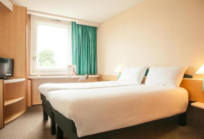 Номер Стандарт, Ibis Lyon Est Bron