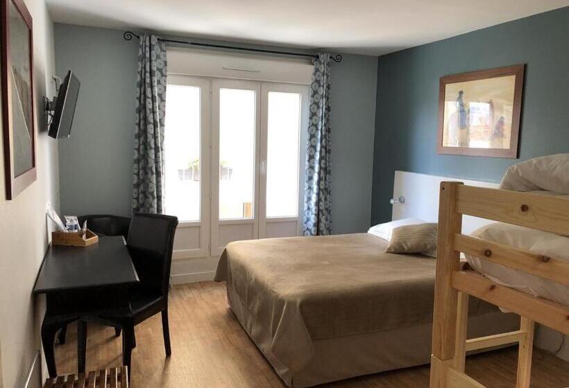 Семейный Номер, Logis Hotel Majestic Chatelaillon Plage   La Rochelle