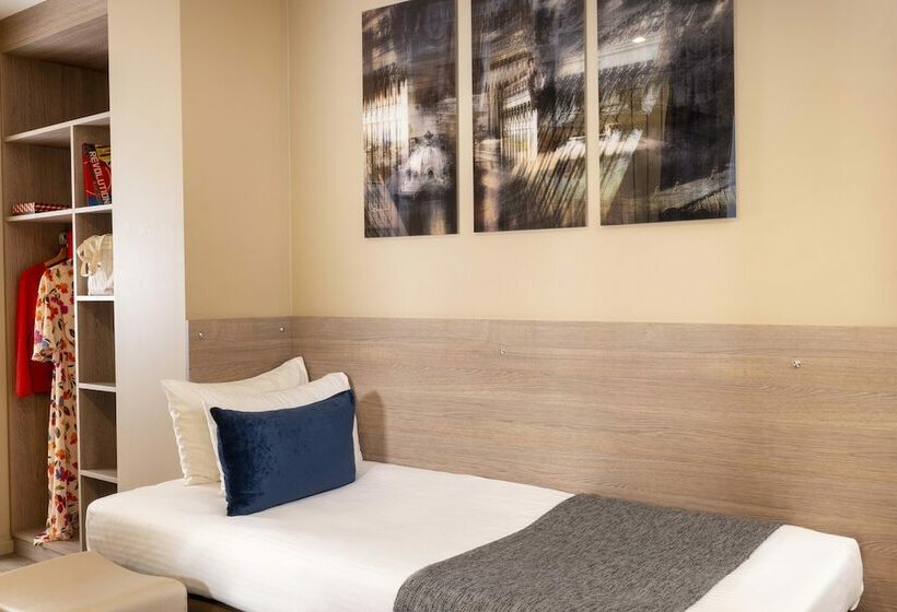 スタンダードトリプルルーム, L Interlude