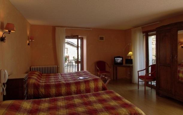 Номер Стандарт Трехместный, Hôtel Picheyre