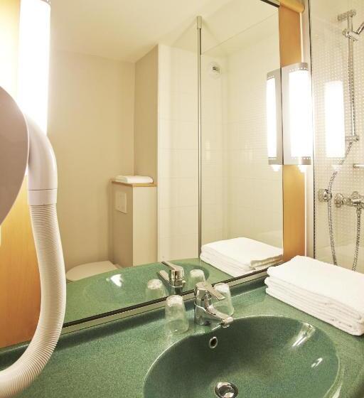 Номер Стандарт, Ibis Auray