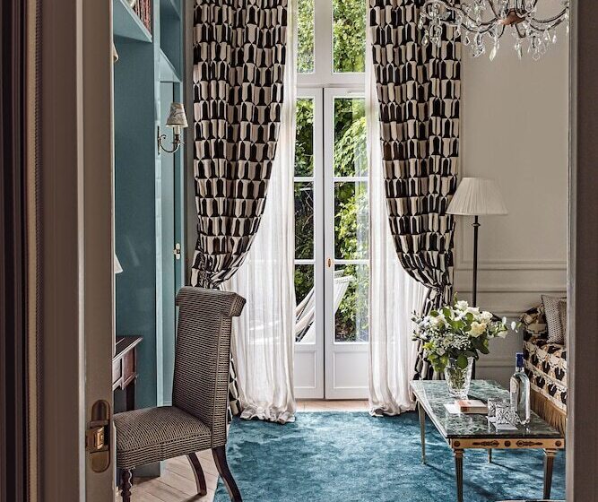 سوییت, Relais Christine
