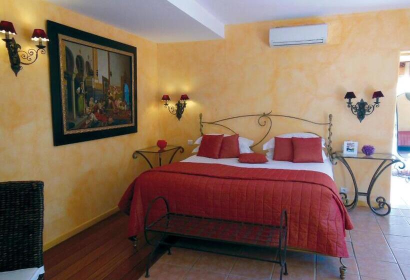 Люкс с Террасой, Hôtel La Villa Sainte Valérie Adults Only