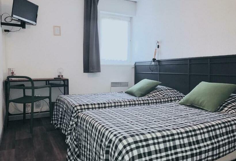 Номер Стандарт, Tourhôtel