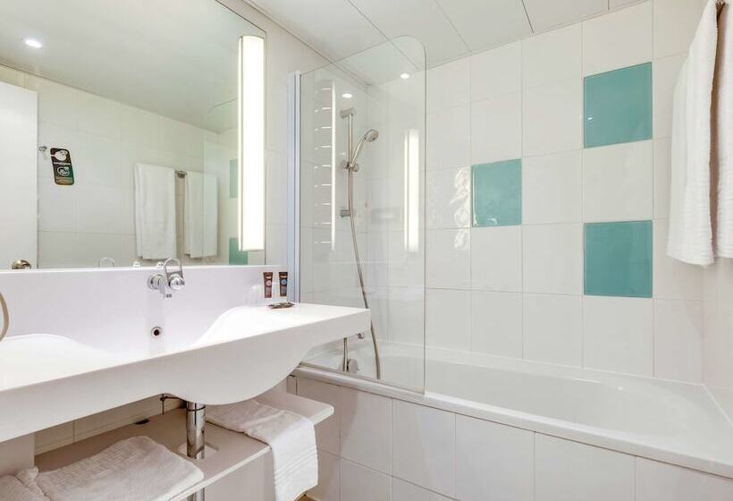 Номер Классика Двуспальная Кровать, Novotel Atria Nimes Centre