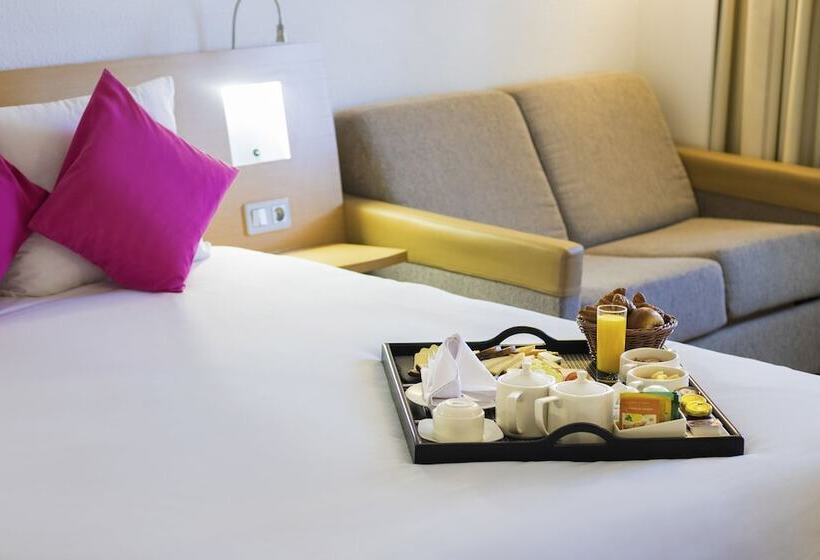 Классический Номер, Novotel Poissy Orgeval