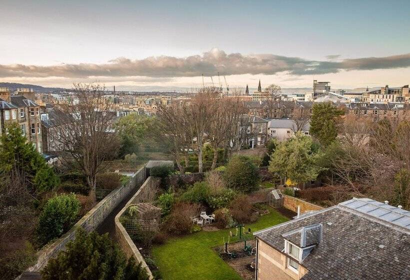 اتاق سوپریور, The Bruntsfield