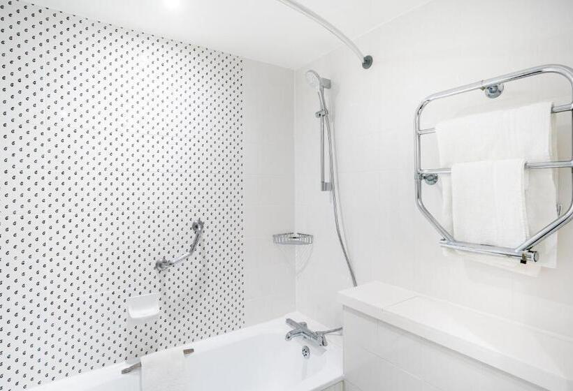 اتاق استاندارد با تخت بزرگ, Holiday Inn Hemel Hempstead M1, Jct. 8, An Ihg