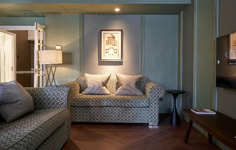 Апартаменты 2 Спальни, The Capital Hotel, Apartments & Townhouse