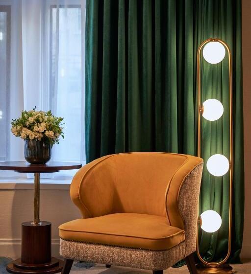 Номер Deluxe Кровать Кинг, The Capital Hotel, Apartments & Townhouse