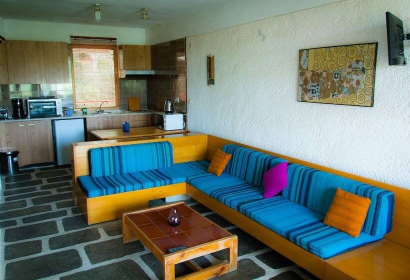 سوییت, Apollonia Hotel Apartments