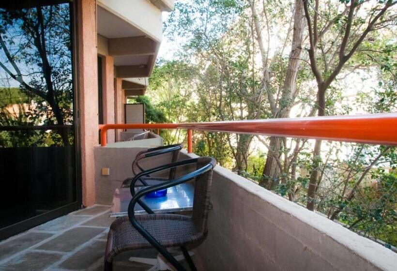 سوییت, Apollonia Hotel Apartments