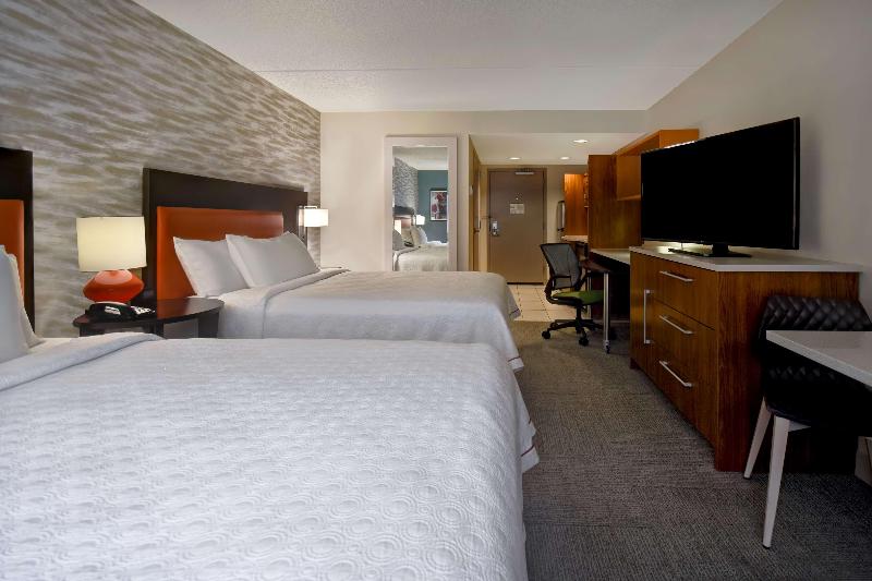 Номер Deluxe, 100 Queen S Gate Hotel London, Curio Collection By Hilton