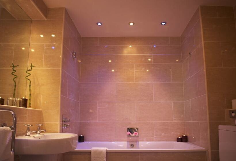 Номер Superior, Crown Spa Hotel Scarborough By Compass Hospitality