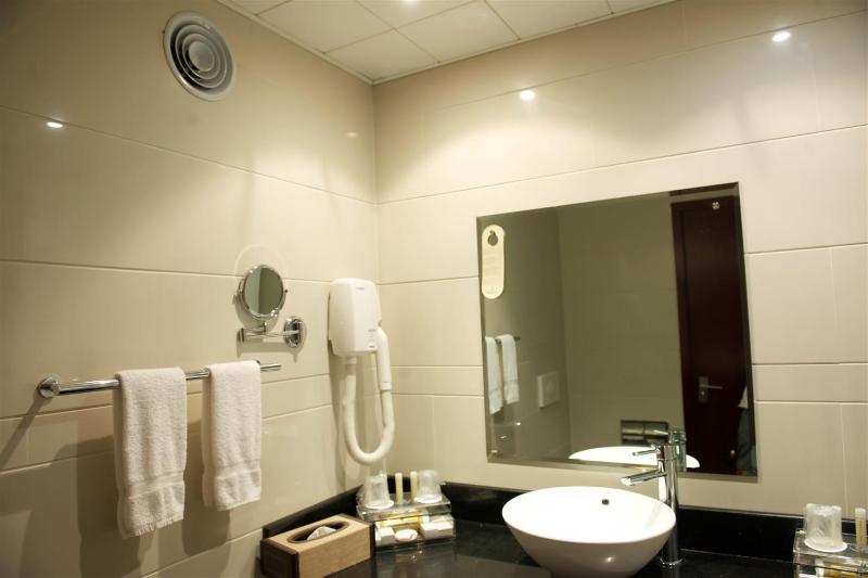Номер Superior, Golden Tulip Kumasi City