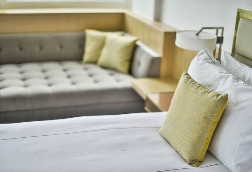 Классический Номер, Royal Lancaster London