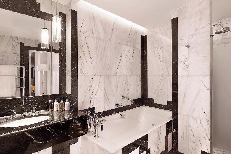Люкс Клуб, Sheraton Grand London Park Lane