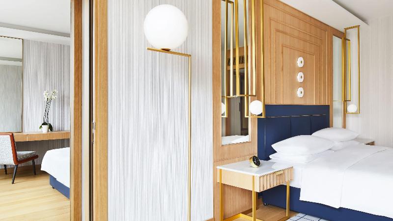اتاق لوکس با تخت بزرگ, Grand Hyatt Athens