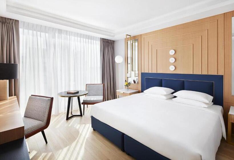 اتاق لوکس با تخت بزرگ, Grand Hyatt Athens