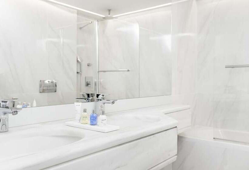 패밀리 룸, Radisson Blu Park Hotel Athens