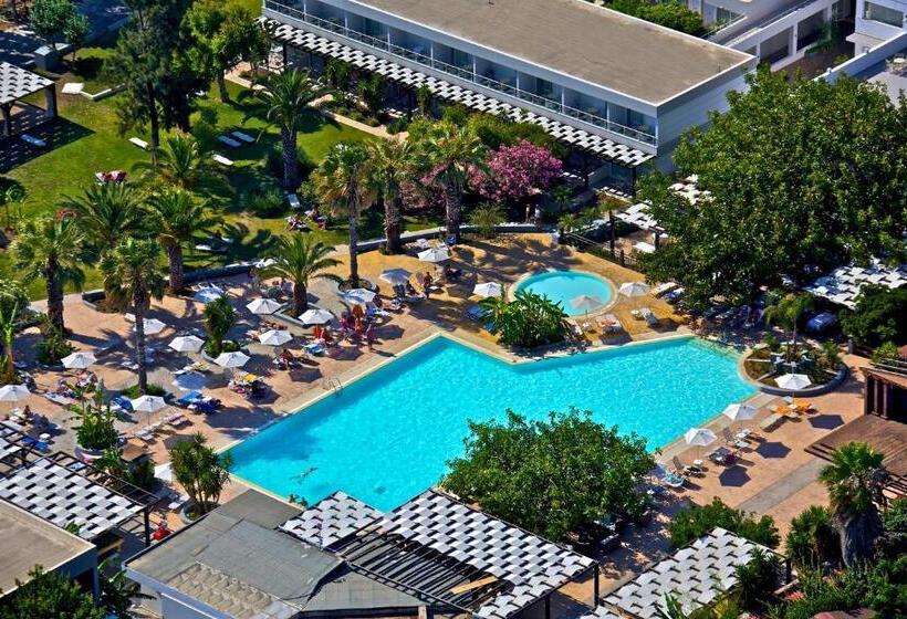스탠다드 트리플 룸, Sun Palace Hotel Resort & Spa