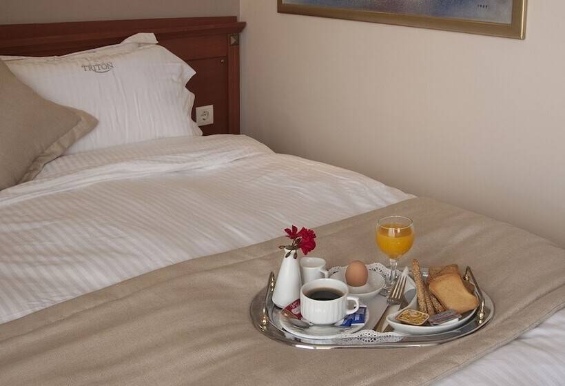 اتاق استاندارد, Triton Hotel Piraeus