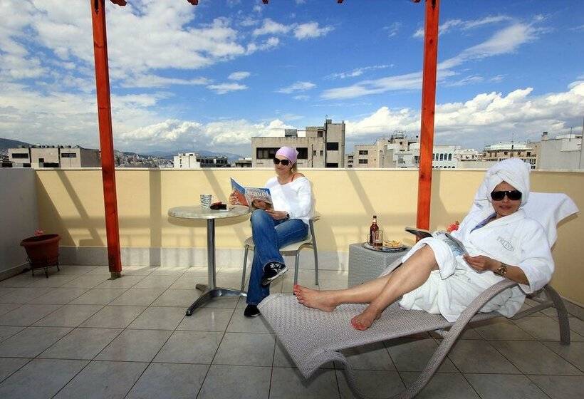 اتاق خانوادگی, Triton Hotel Piraeus