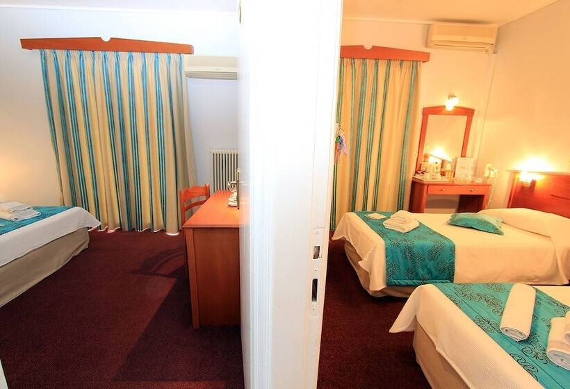 اتاق خانوادگی, Triton Hotel Piraeus
