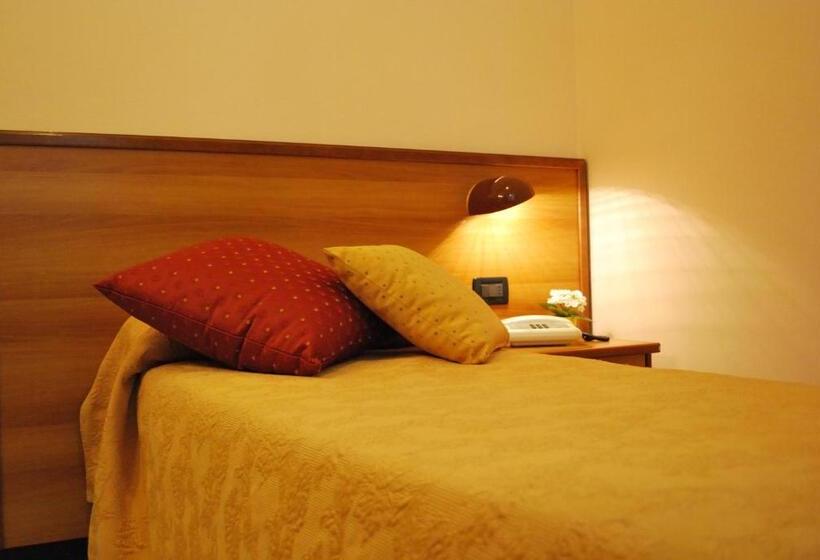 اتاق استاندارد یک نفره, Galleano