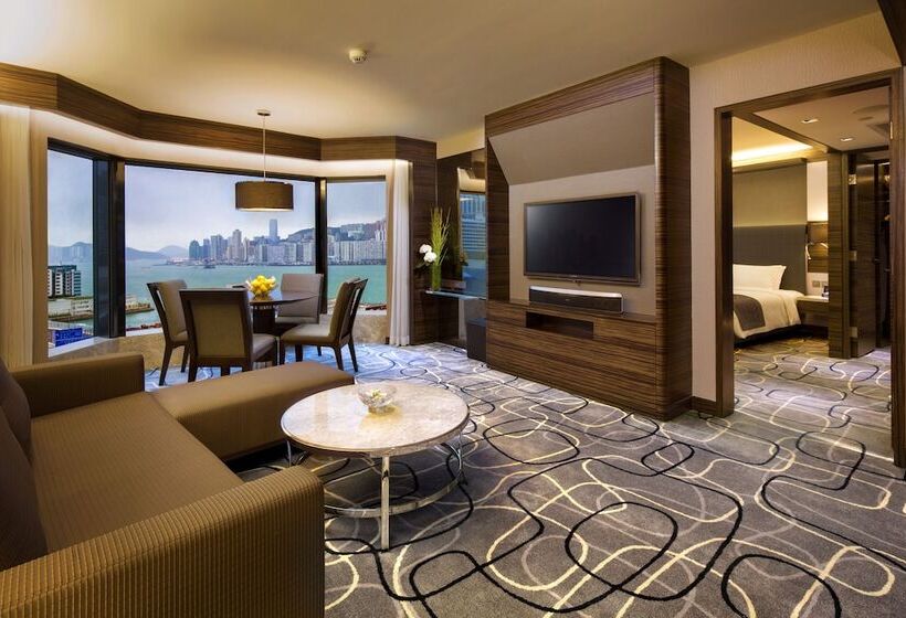 سوئیت با چشم‌انداز, New World Millennium Hong Kong