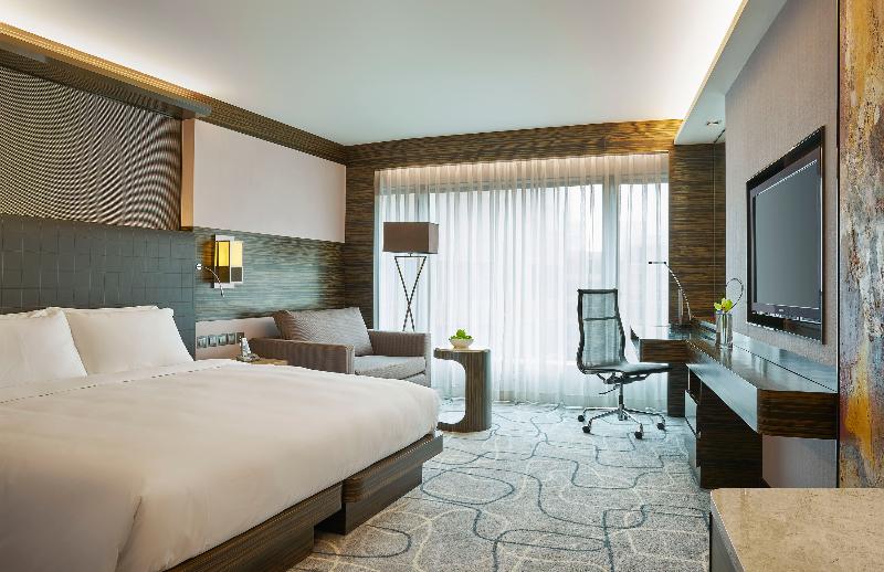 اتاق کلاب, New World Millennium Hong Kong